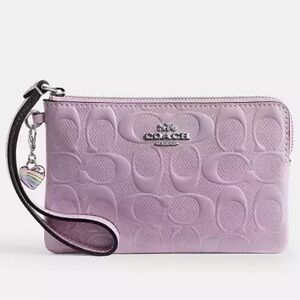 💜Coach Corner Zip Wristlet Signature Patent Leather Silver/Light Violet NWT